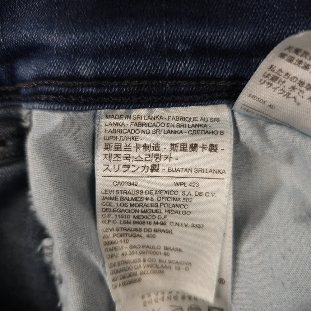 Levis 512 Jeans Womens 12 Blue Perfectly Slimming Straight Leg Stretch Dark Wash - Picture 4 of 16